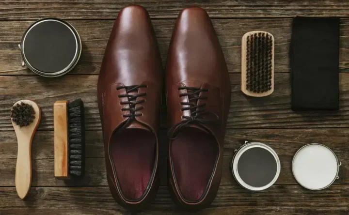 Ayakkabı Lekesi Nasıl Çıkar?