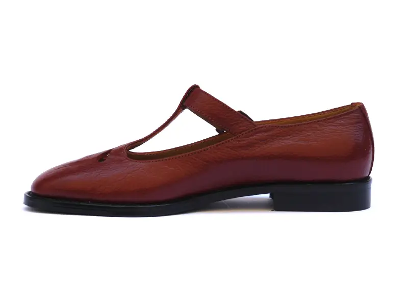 Bordo Tokalı Kadın Klasik Ayakkabı