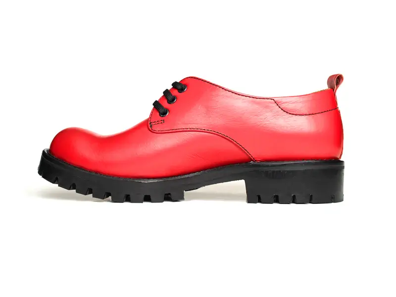 Kırmızı Palyaço Burun Kadın Ayakkabı