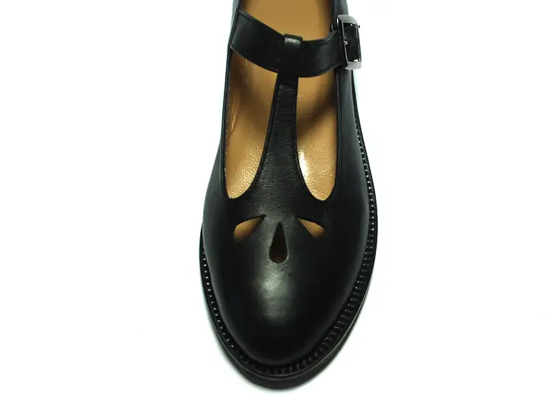 Siyah Deri Kadın Klasik Ayakkabı 3