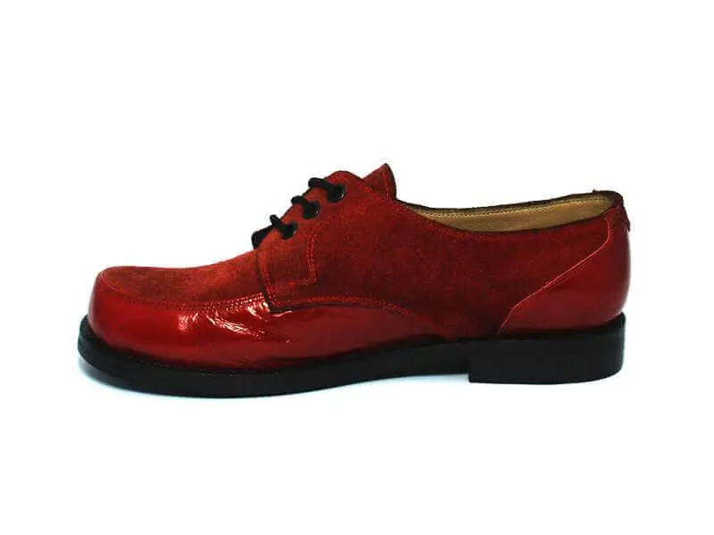 Kırmızı Süet Rugan Kadın Klasik Ayakkabı